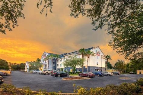 Hotels near Bradfordville Blues Club, Tallahassee on Tripadvisor: Find 12,736 traveller reviews, 5,378 candid photos, and prices for 90 hotels near Bradfordville Blues Club in Tallahassee, FL. Flights Holiday Rentals Restaurants Things to do ...